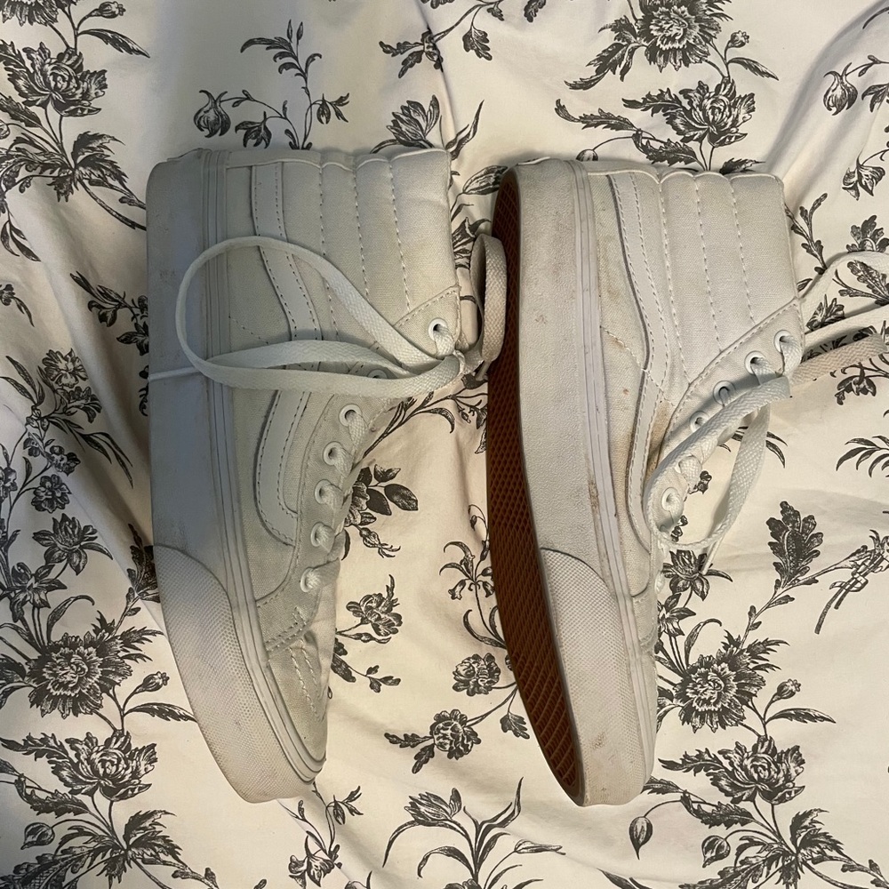 Sk8-hi vans